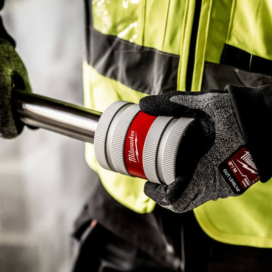 MILWAUKEE 10-54MM INNER & OUTER DEBURRER