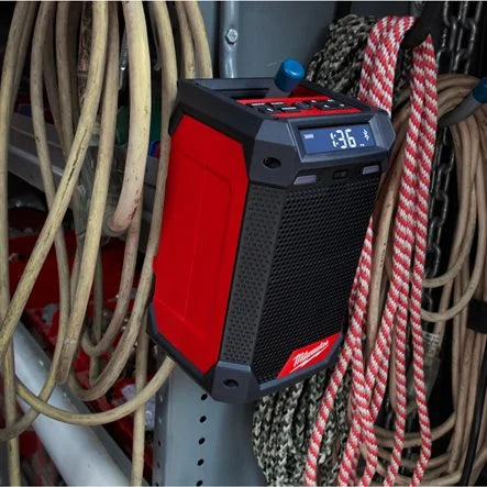 Milwaukee M12™ RADIO CHARGER DAB+