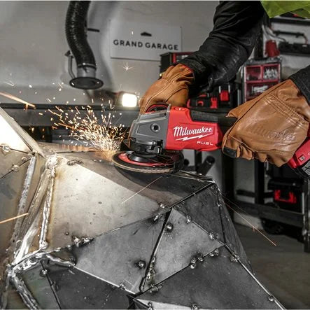 Milwaukee M18 FUEL™ ONE-KEY™ 115 MM BRAKING ANGLE GRINDER WITH PADDLE SWITCH