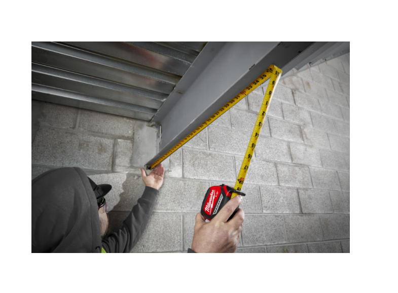 Milwaukee 5m / 16ft Magnetic Measuring Tape  ( metric and imperial )